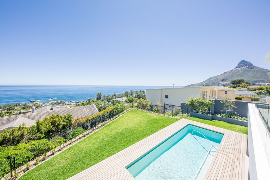 6 Bedroom Property for Sale in Camps Bay Western Cape